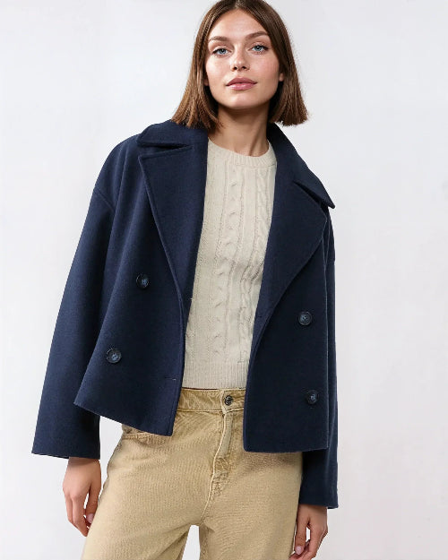 Elara Jacket for Refined Looks Across Transitional Seasons