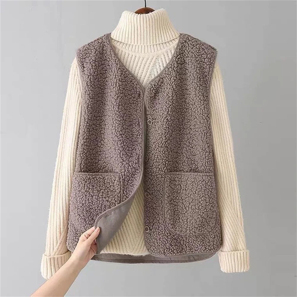 Elara Women's Sleeveless Layered Vest for Autumn Winter