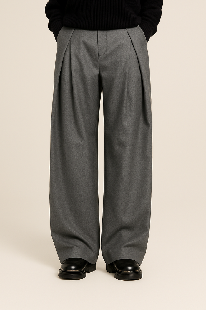 Men’s Wide-Leg Pleated Trousers
