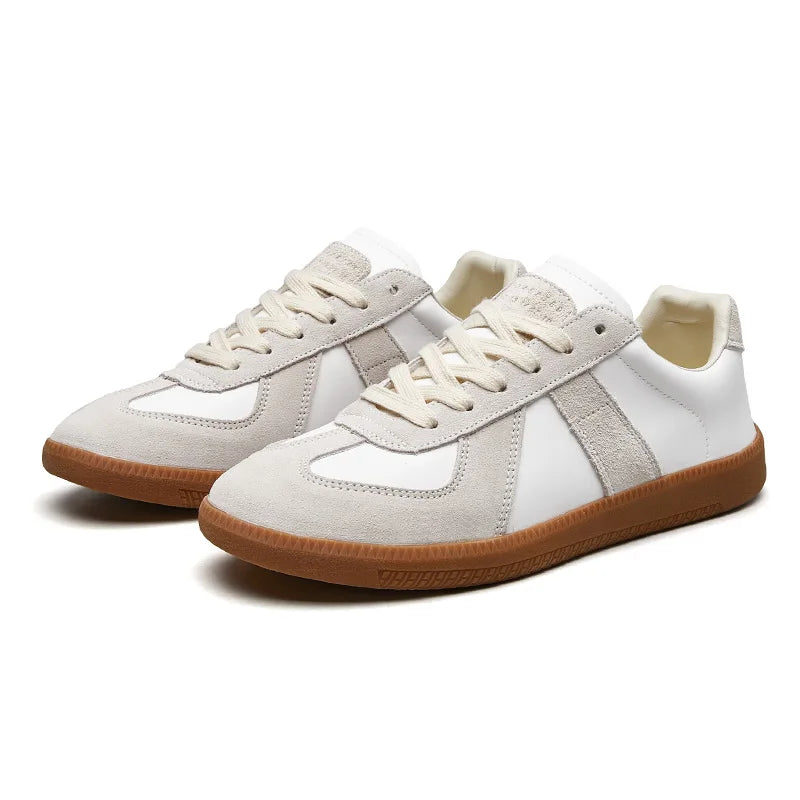 Men's Casual Sneakers with Timeless Style