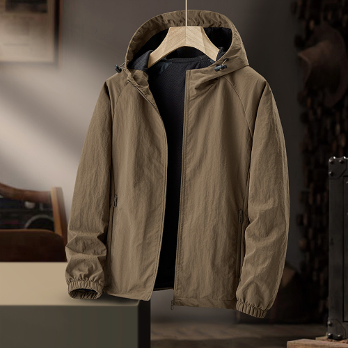 Men's Hooded Jacket for Spring and Autumn Wear