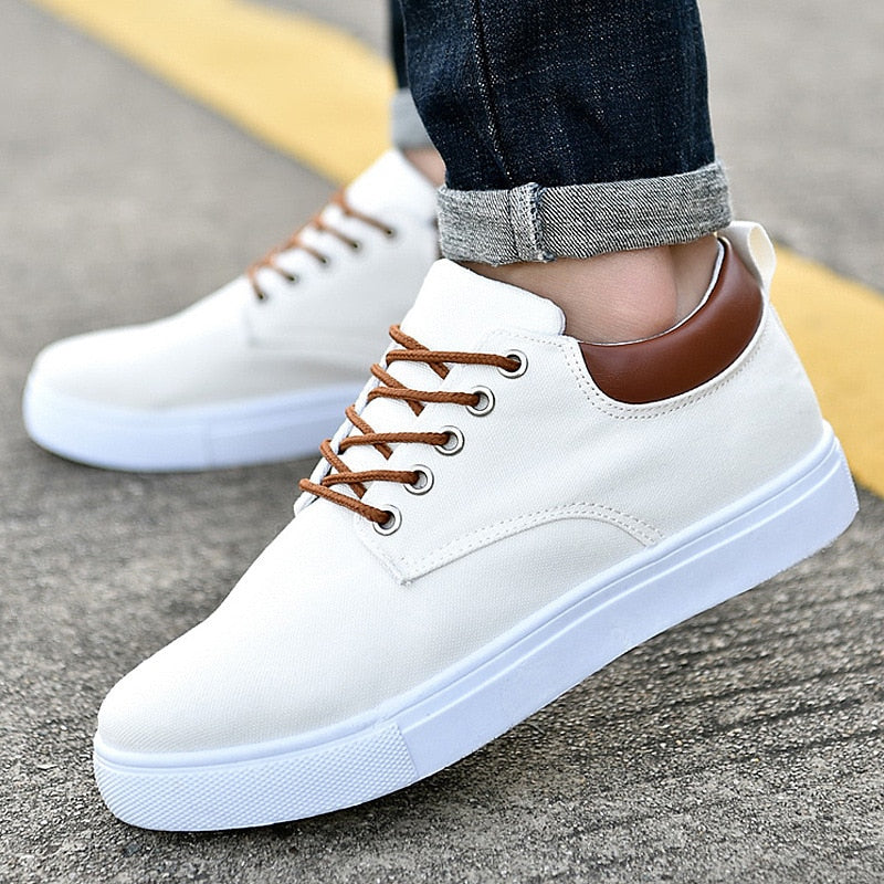 Men's Lace-Up Sneakers for Everyday Activities