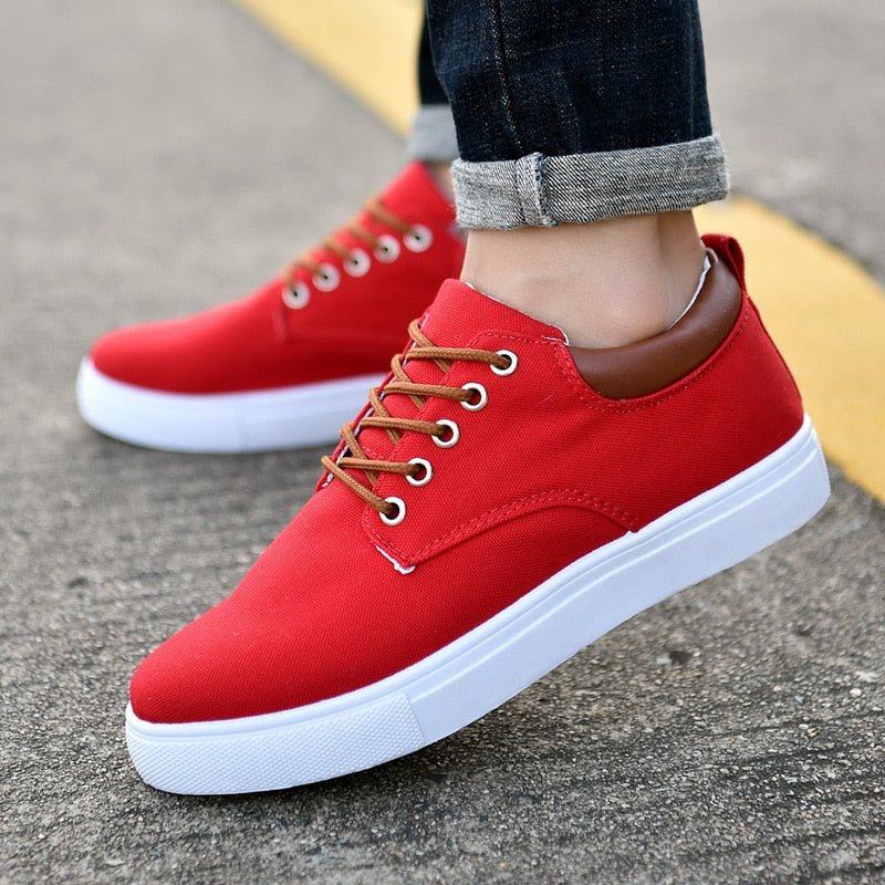 Men's Lace-Up Sneakers for Everyday Activities