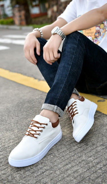 Men's Lace-Up Sneakers for Everyday Activities