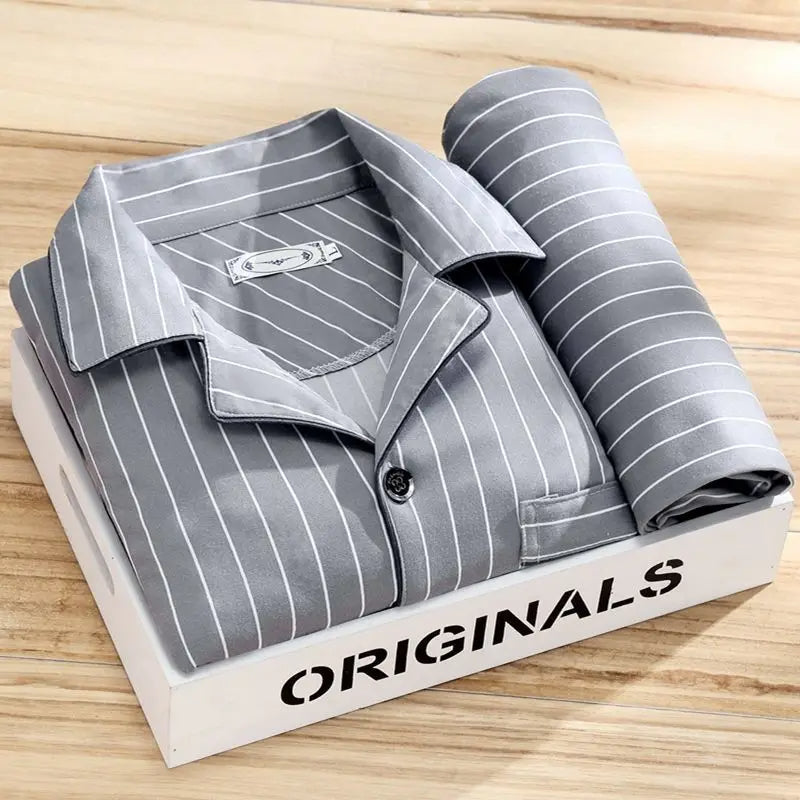 Men's Long Sleeve Shirt for Relaxed Seasonal Wear