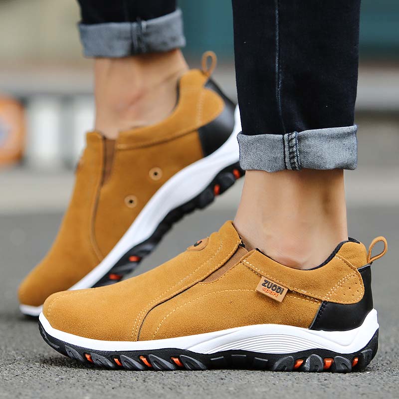 Men's Slip-On Sneakers for Everyday Outdoor Wear