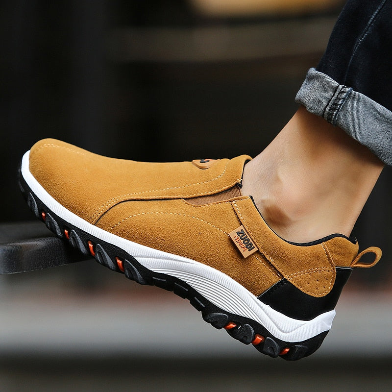 Men's Slip-On Sneakers for Everyday Outdoor Wear