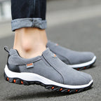 Men's Slip-On Sneakers for Everyday Outdoor Wear