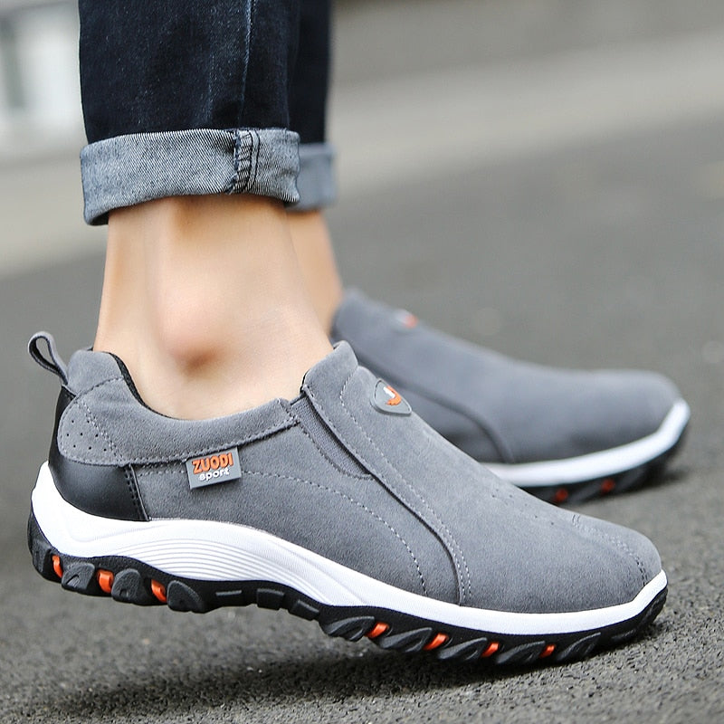 Men's Slip-On Sneakers for Everyday Outdoor Wear