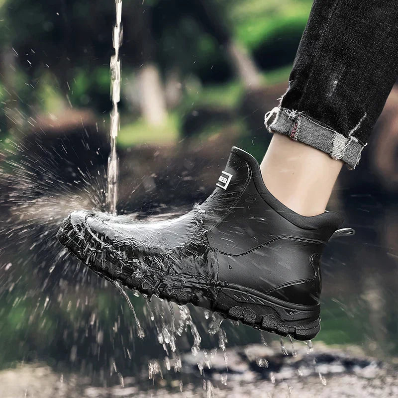 Men's Pull-On Rain Ankle Boots, Black – splash view