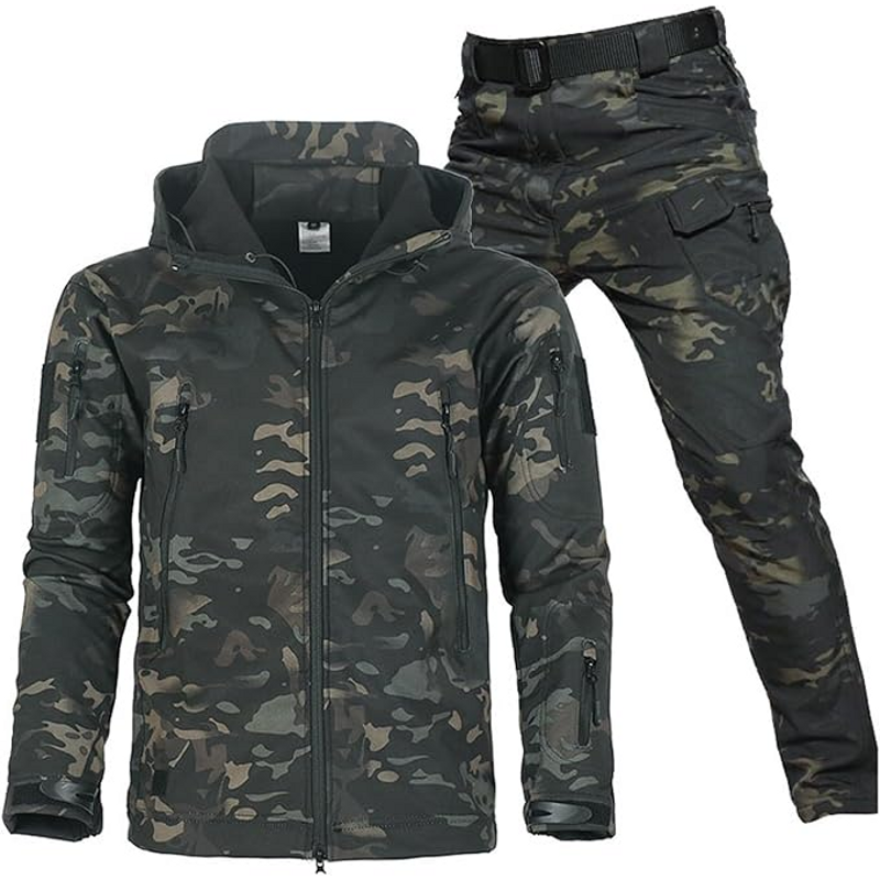 Men's Hooded Outdoor Jacket and Cargo Trousers Set in Green Camouflage