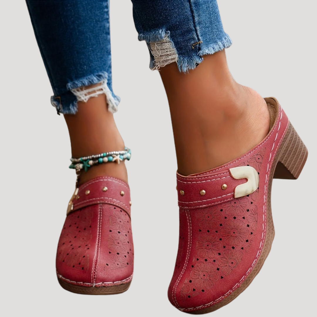 Women's Clog Shoes for Autumn Seasonal Outdoor Outings