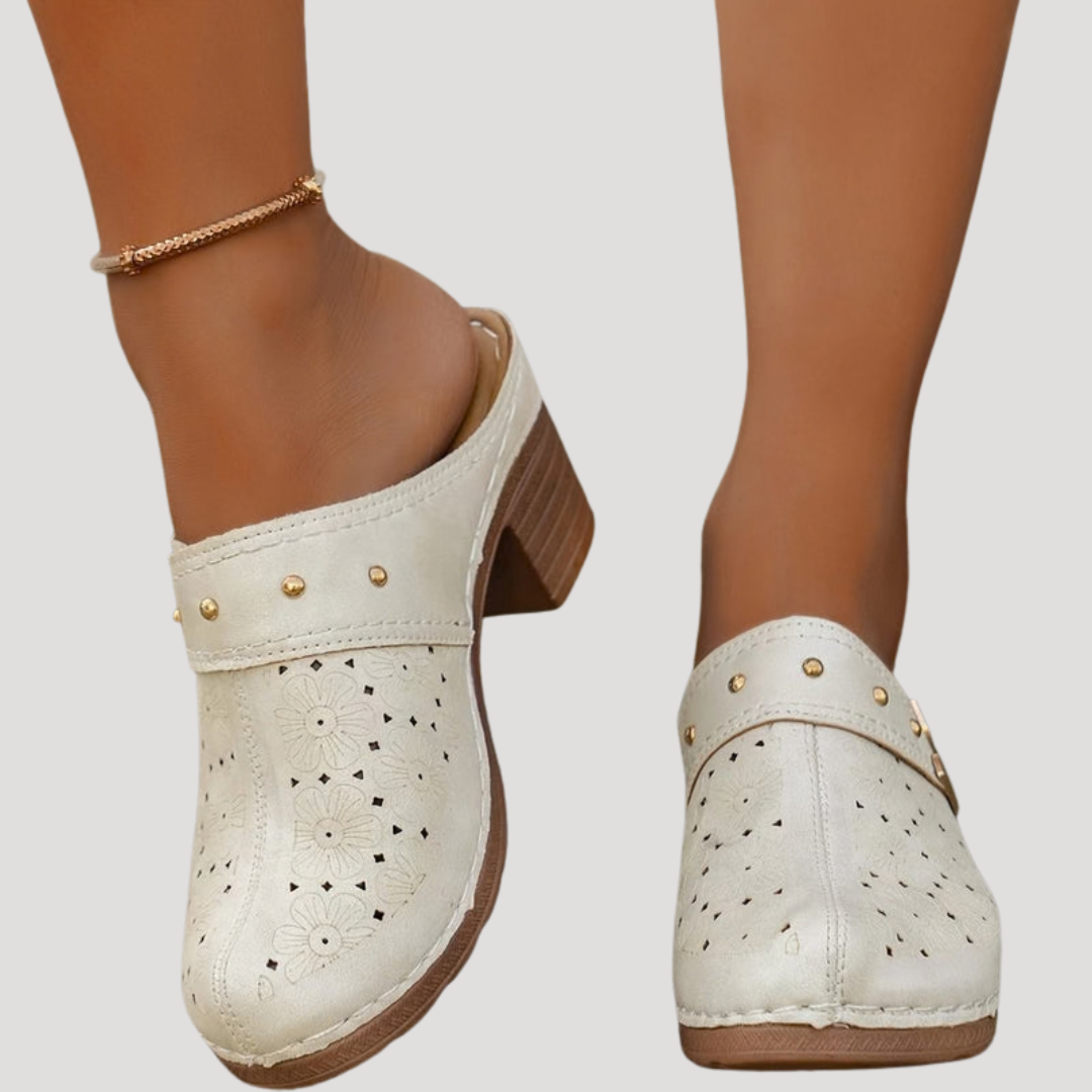 Women's Clog Shoes for Autumn Seasonal Outdoor Outings