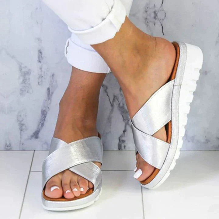 Women's Cross Strap Slippers for Leisure and Home