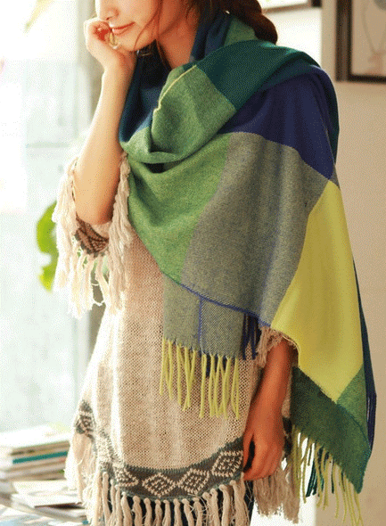 Women's Fringed Wrap Shawl for Layered Styling