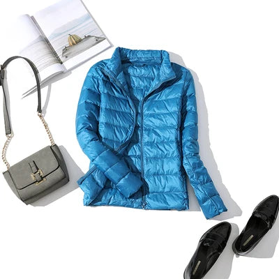 Women's Hooded Puffer Jacket for Autumn Winter Wear
