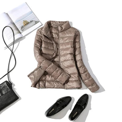 Women's Hooded Puffer Jacket for Autumn Winter Wear