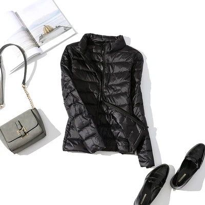 Women's Hooded Puffer Jacket for Autumn Winter Wear