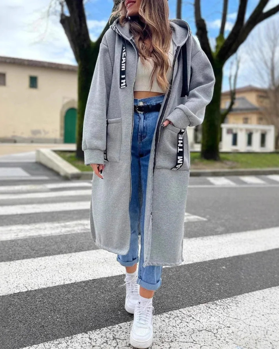 Women's Long Hooded Zip Sweatshirt for Autumn Winter Wear