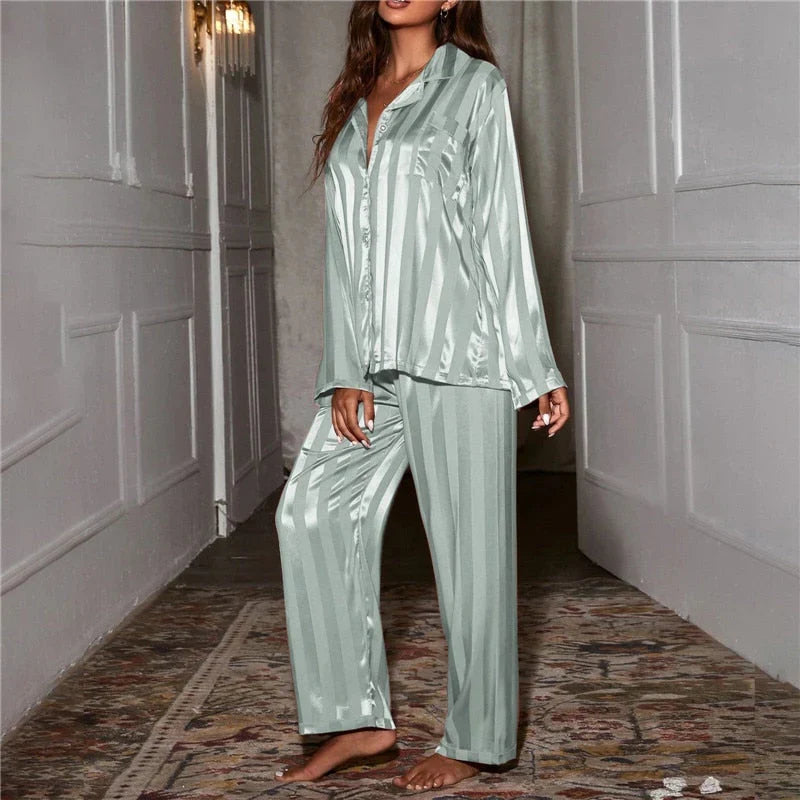 Women's Striped Pyjama Set for Relaxed Nights