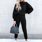 Women's Two-Piece Set for Relaxed Seasonal Wear