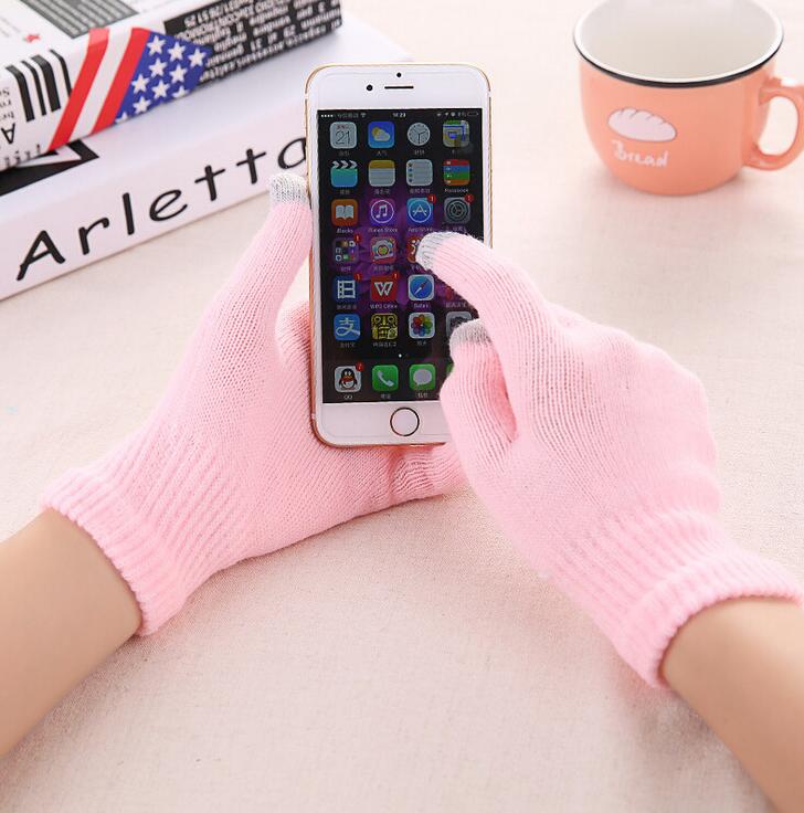 Women's Winter Gloves for Cold Weather Days