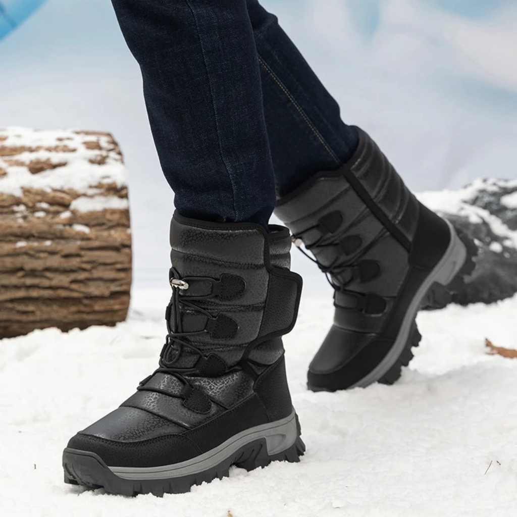 Women's Lace-Up Snow Boots, Black – snow view