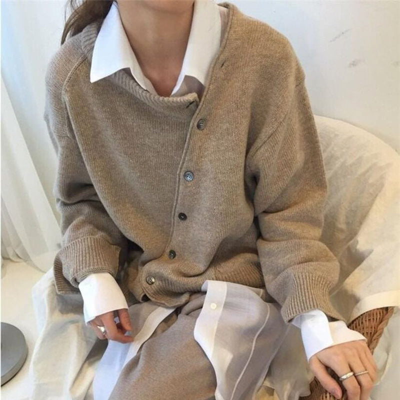 Women's Oversized Cardigan with Asymmetric Buttons for Autumn