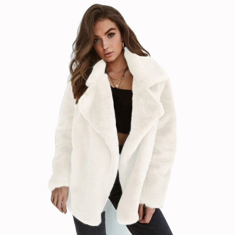 Women's short faux fur coat with lapel collar in white – front view